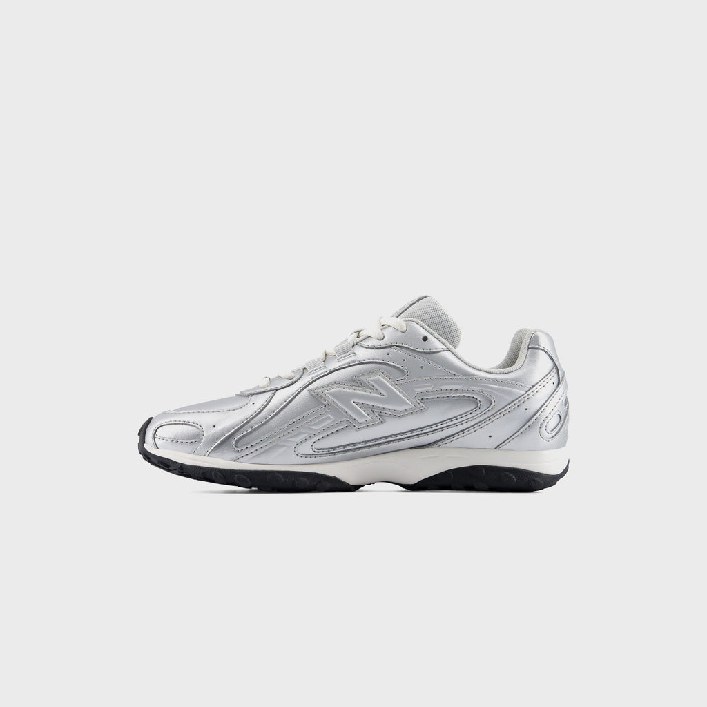 New Balance 204L - Grey Matter / Silver / White