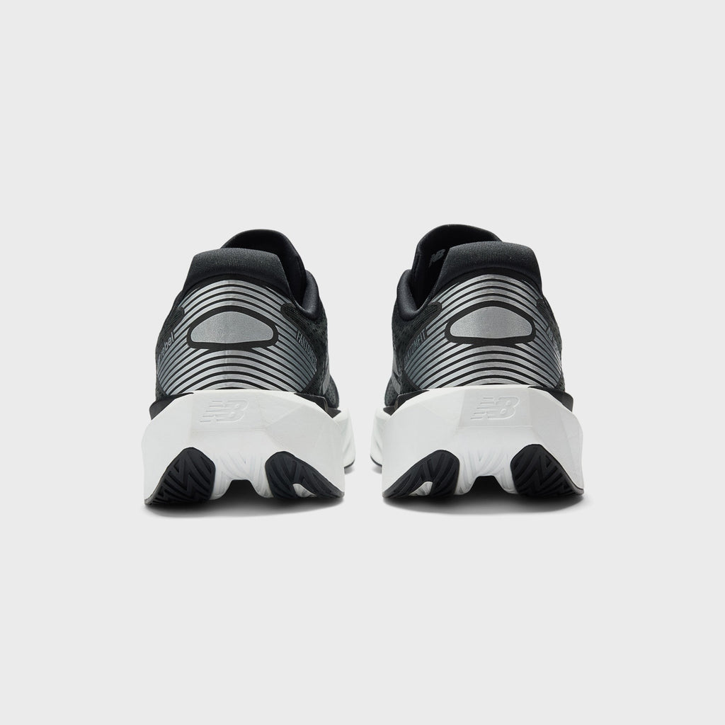 New Balance FuelCell Rebel v5 - Black / White