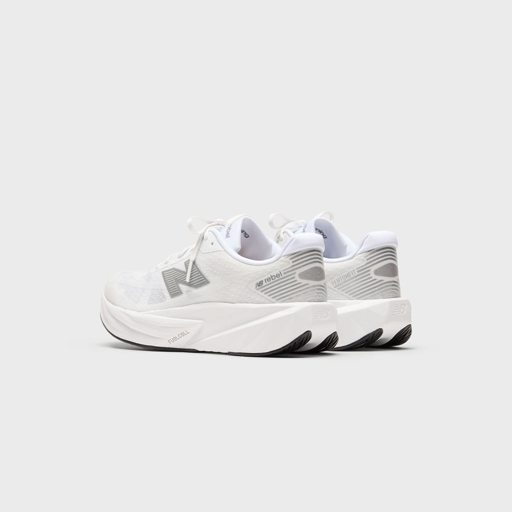 New Balance FuelCell Rebel v5 - White / Silver Metallic