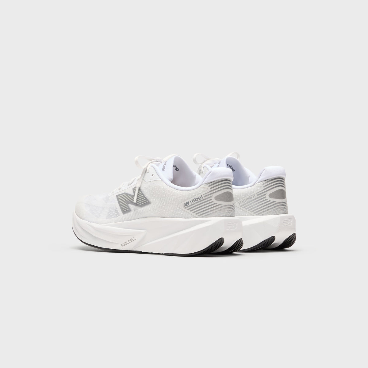 New Balance FuelCell Rebel v5 - White / Silver Metallic