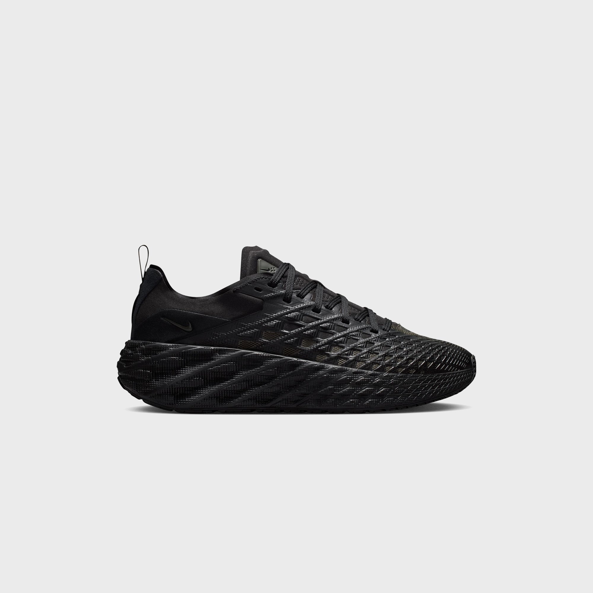 Nike Ava Edge - Black / College Grey / Newsprint