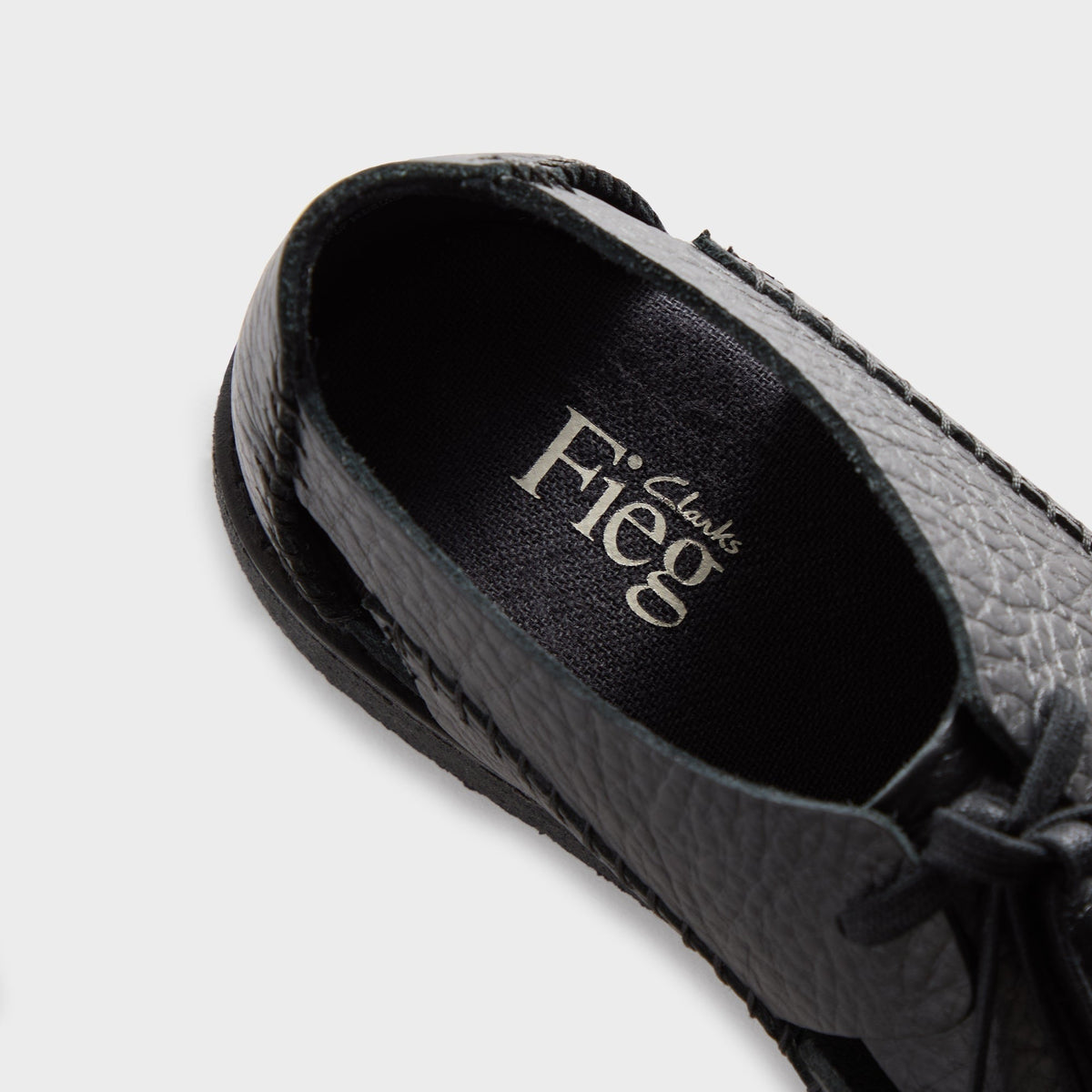 8th St by Ronnie Fieg for Clarks Originals Ridgevale - Black