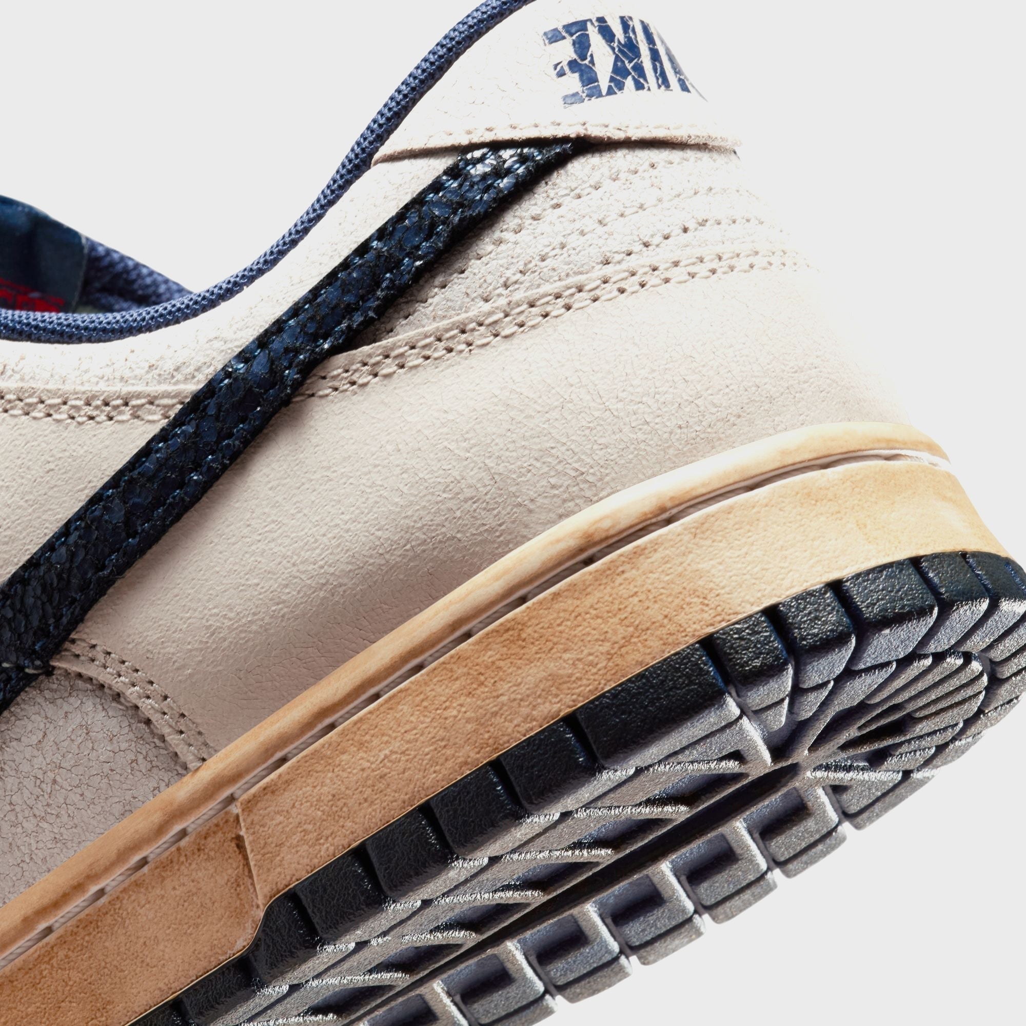 Nike x Stranger Things Dunk Low - Phantom / Midnight Navy