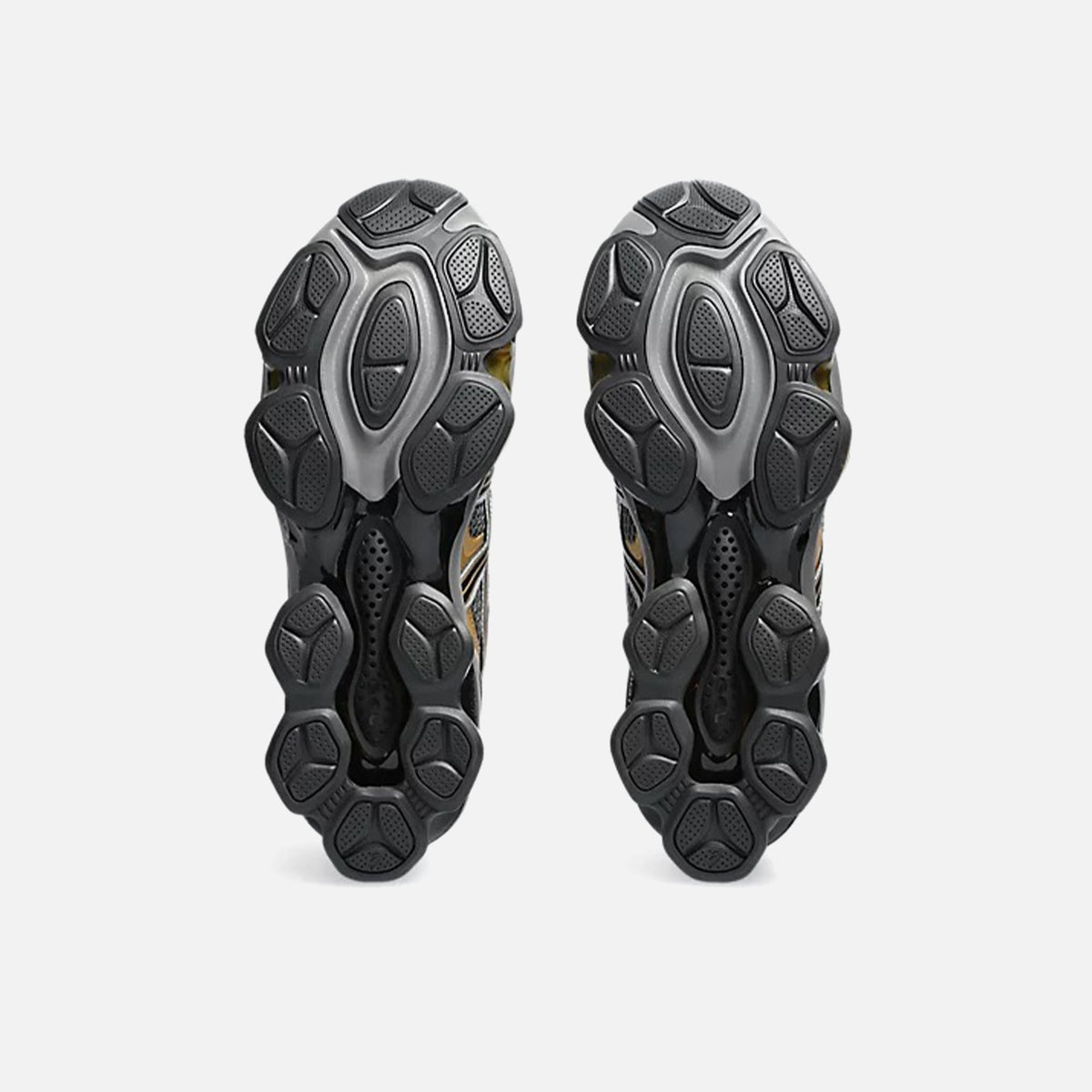 ASICS Gel-Quantum Kinetic - Carbon / Pure Gold
