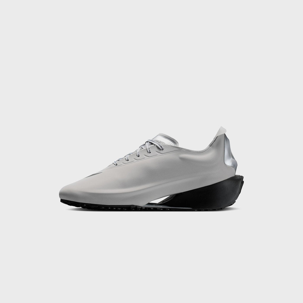 Nike WMNS First Sight Noir - Flat Silver / Black / Metallic Silver