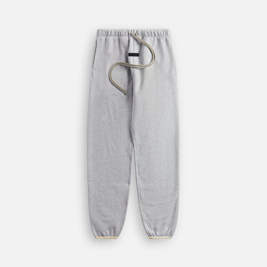 Essentials Sweatpant - Light Heather Grey