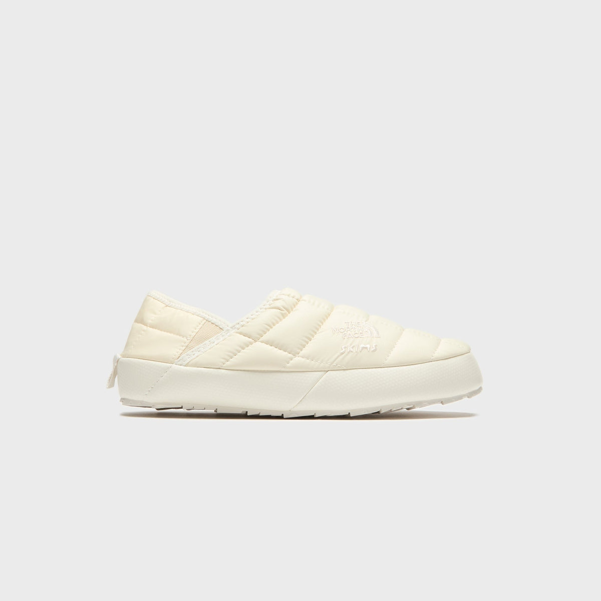 The North Face x SKIMS WMNS Thermoball Traction Mule V - Bone