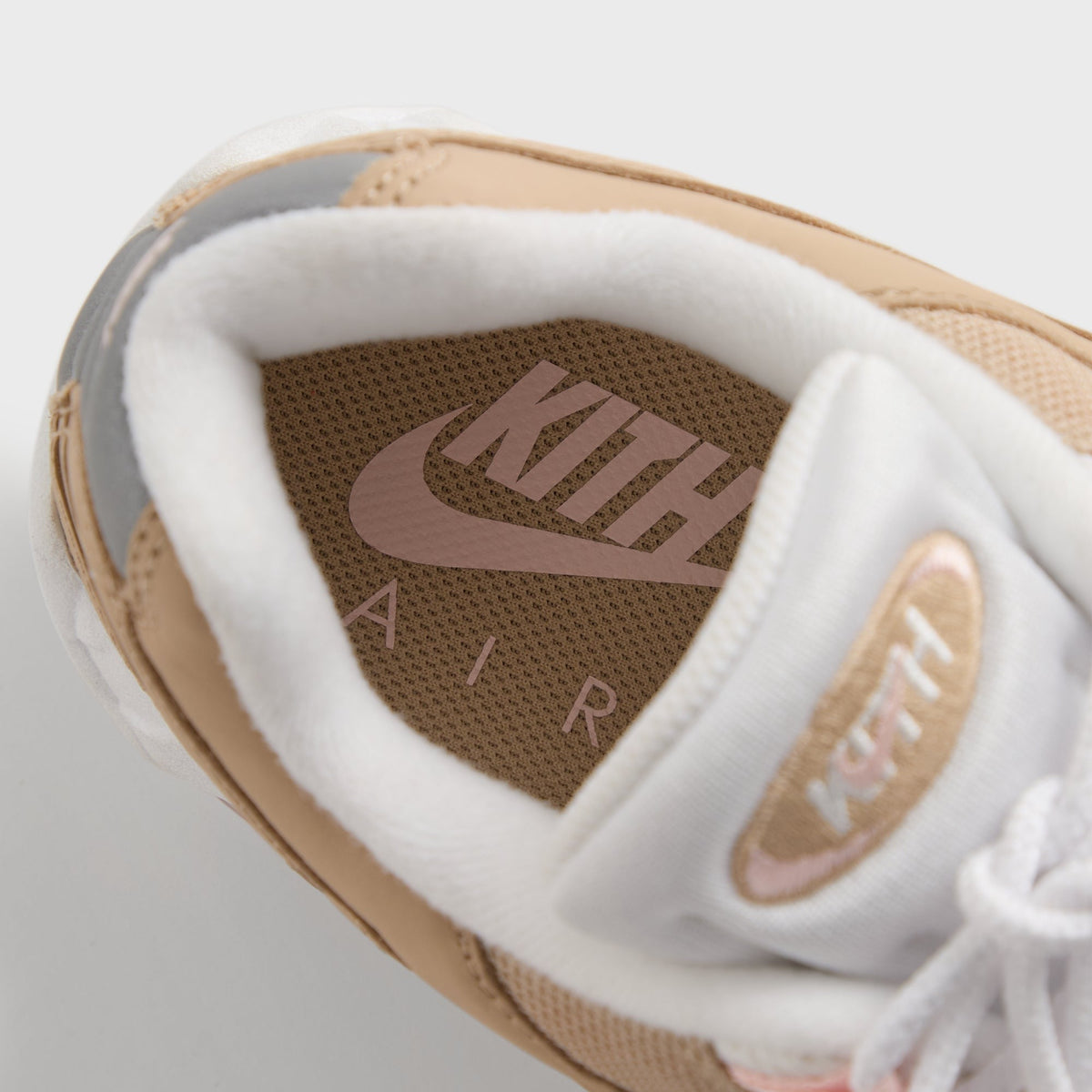 MADE-TO-ORDER | Kith for Nike Air Max 95 "Linen" - Linen / Atmosphere / White - PH