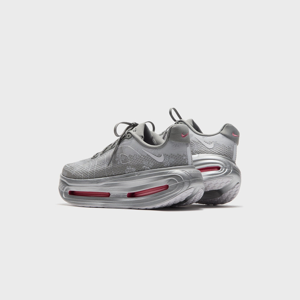 Nike WMNS Vomero Premium - Geyser Grey / Metallic Silver