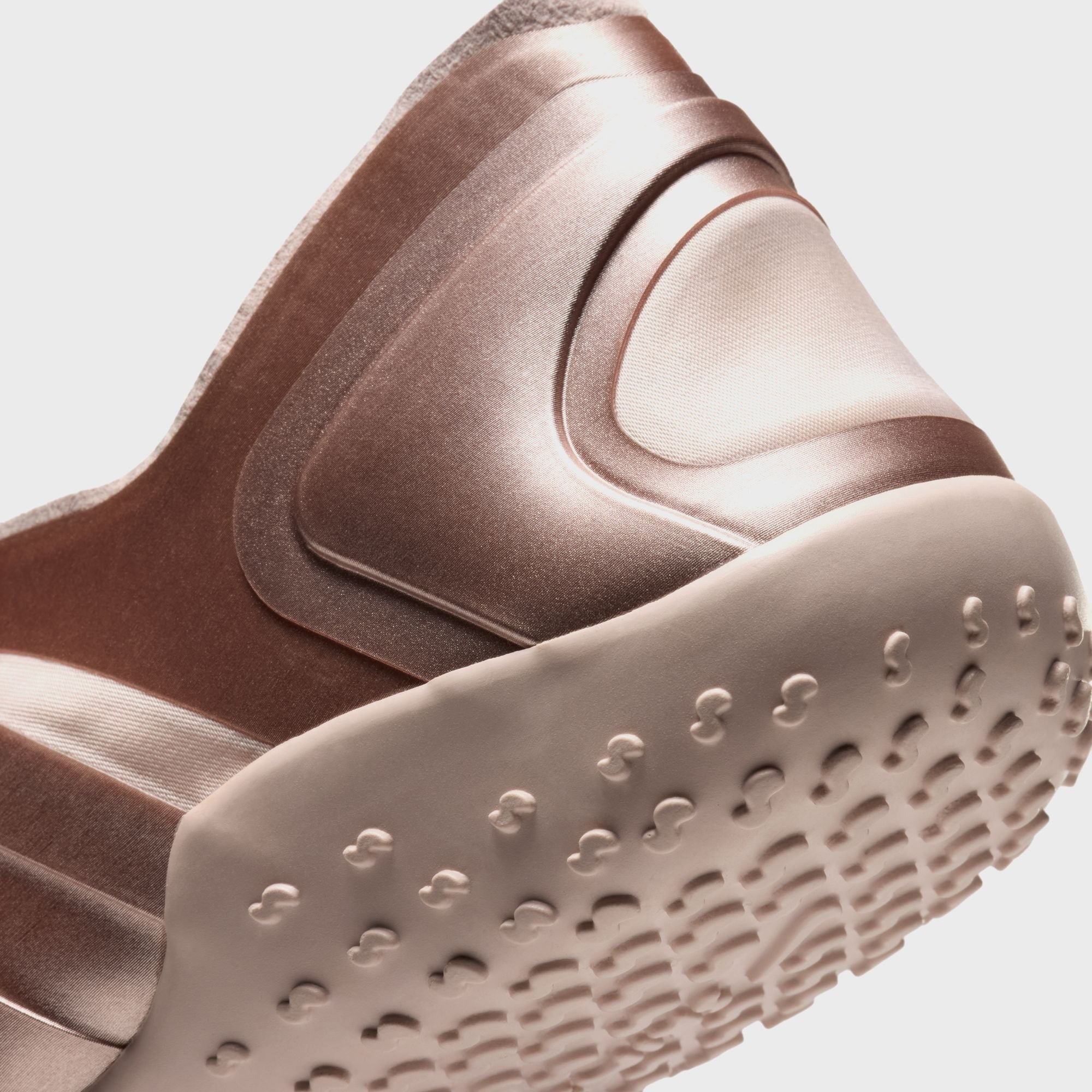 NikeSKIMS WMNS Rift Satin - Silt Red / Silt Red / Silt Red