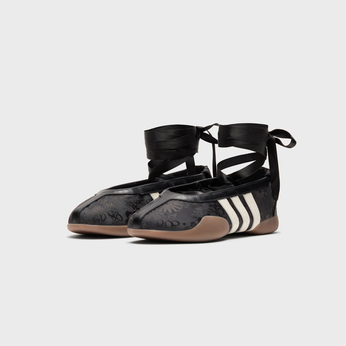 adidas x Liberty London WMNS Taekwondo Mei Ballet - Core Black / Off White / Gum