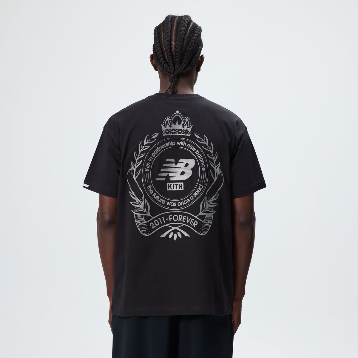 Kith & New Balance Crest Pocket Tee - Black