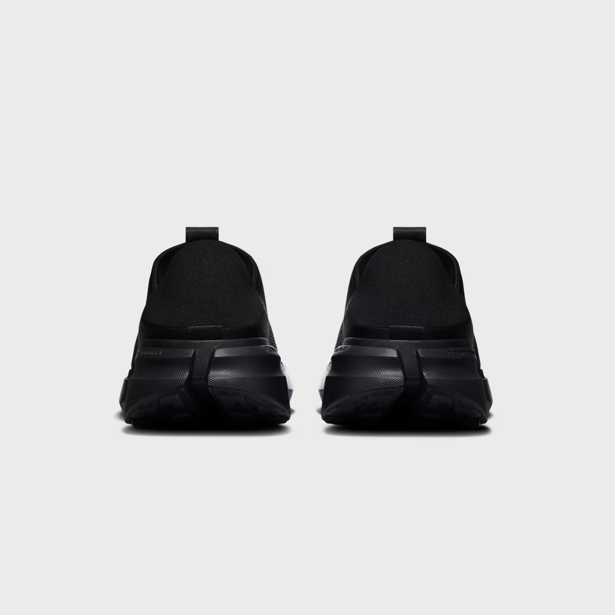 On Running Cloudsoma Hike - Black