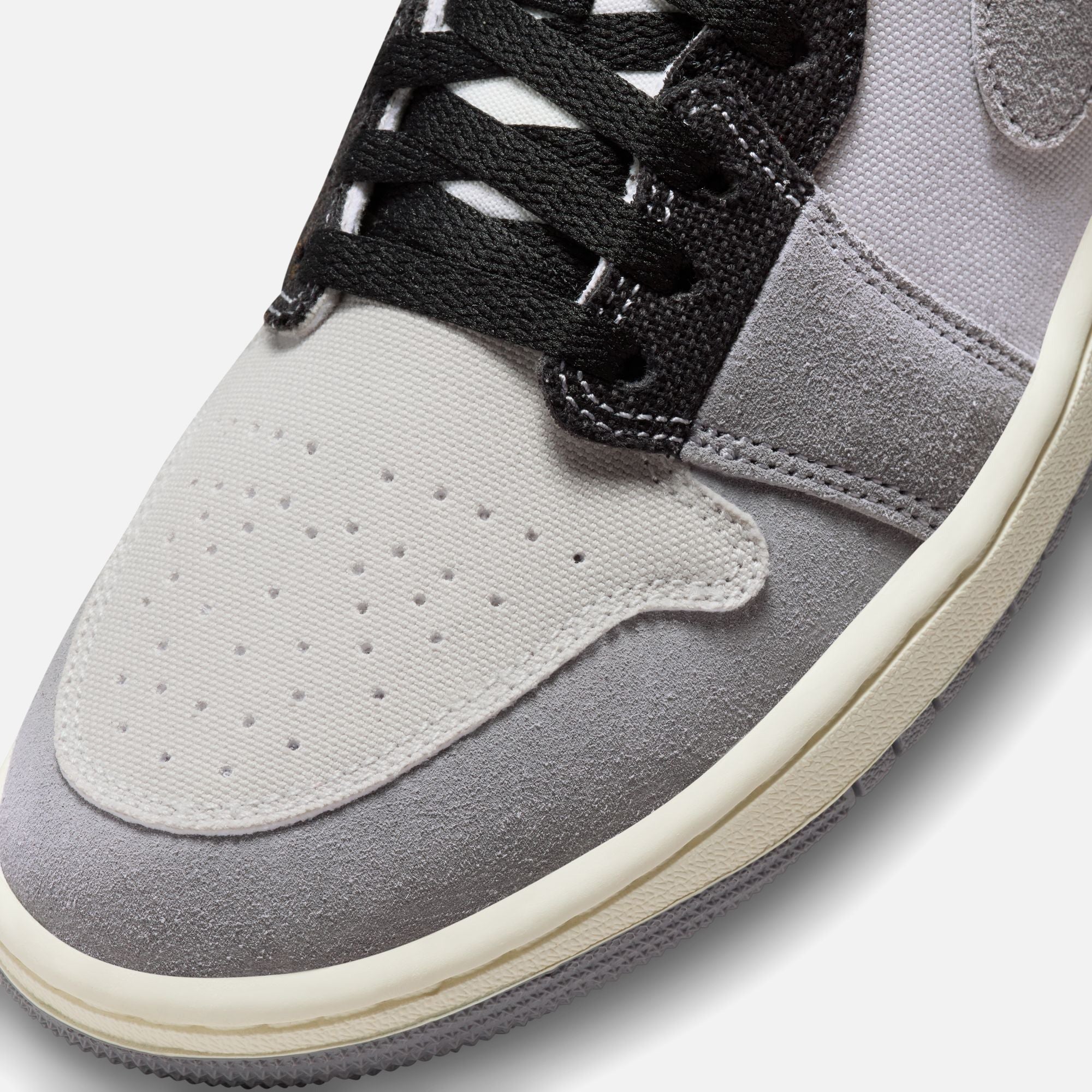 Nike Air Jordan 1 Low SE Craft - Tech Grey / Black Cement