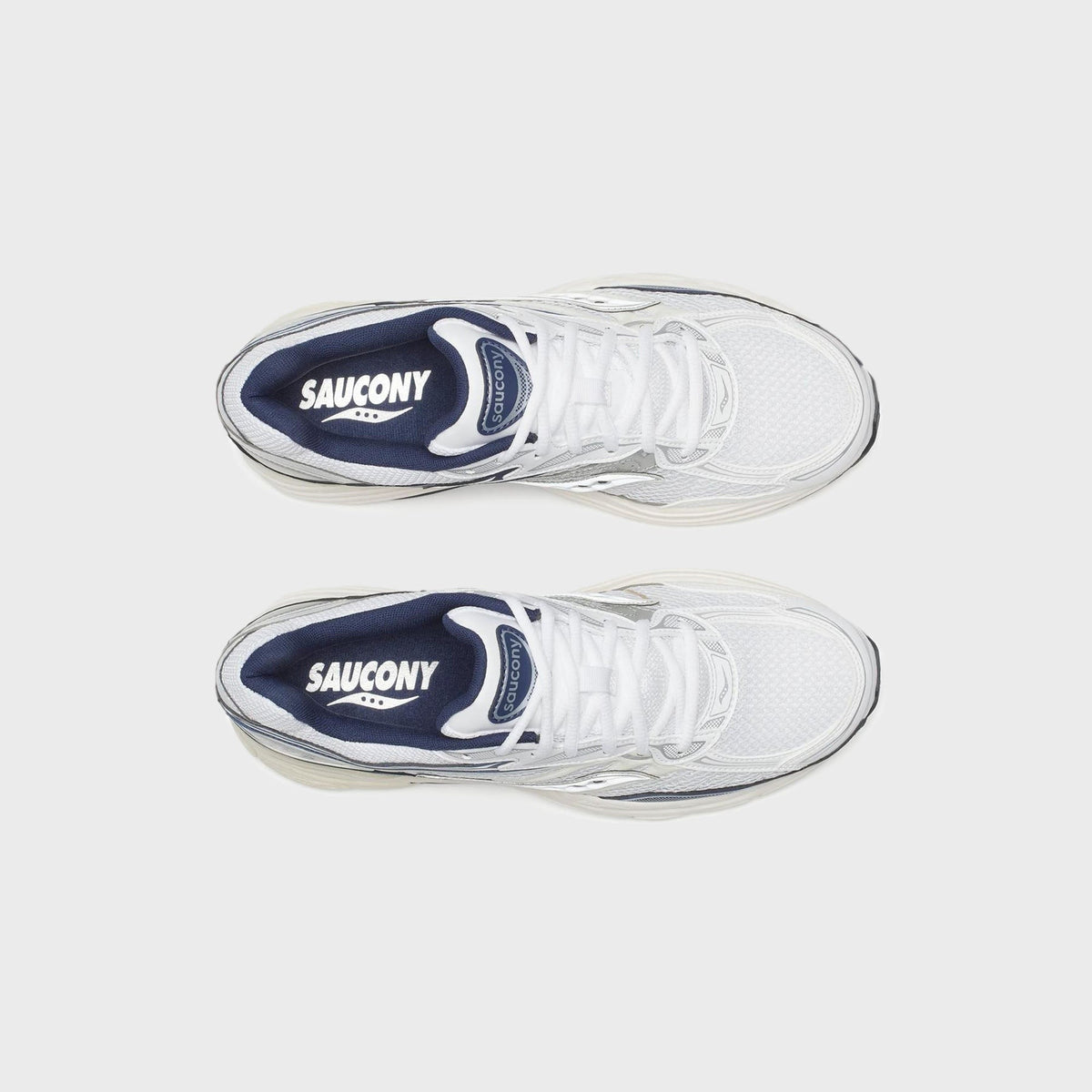 Saucony ProGrid Omni 9 - White / Navy