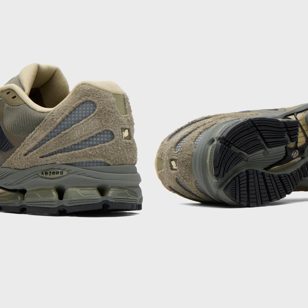 New Balance x Stone Island ABZORB 1890 - Deep Forest / Olive Green