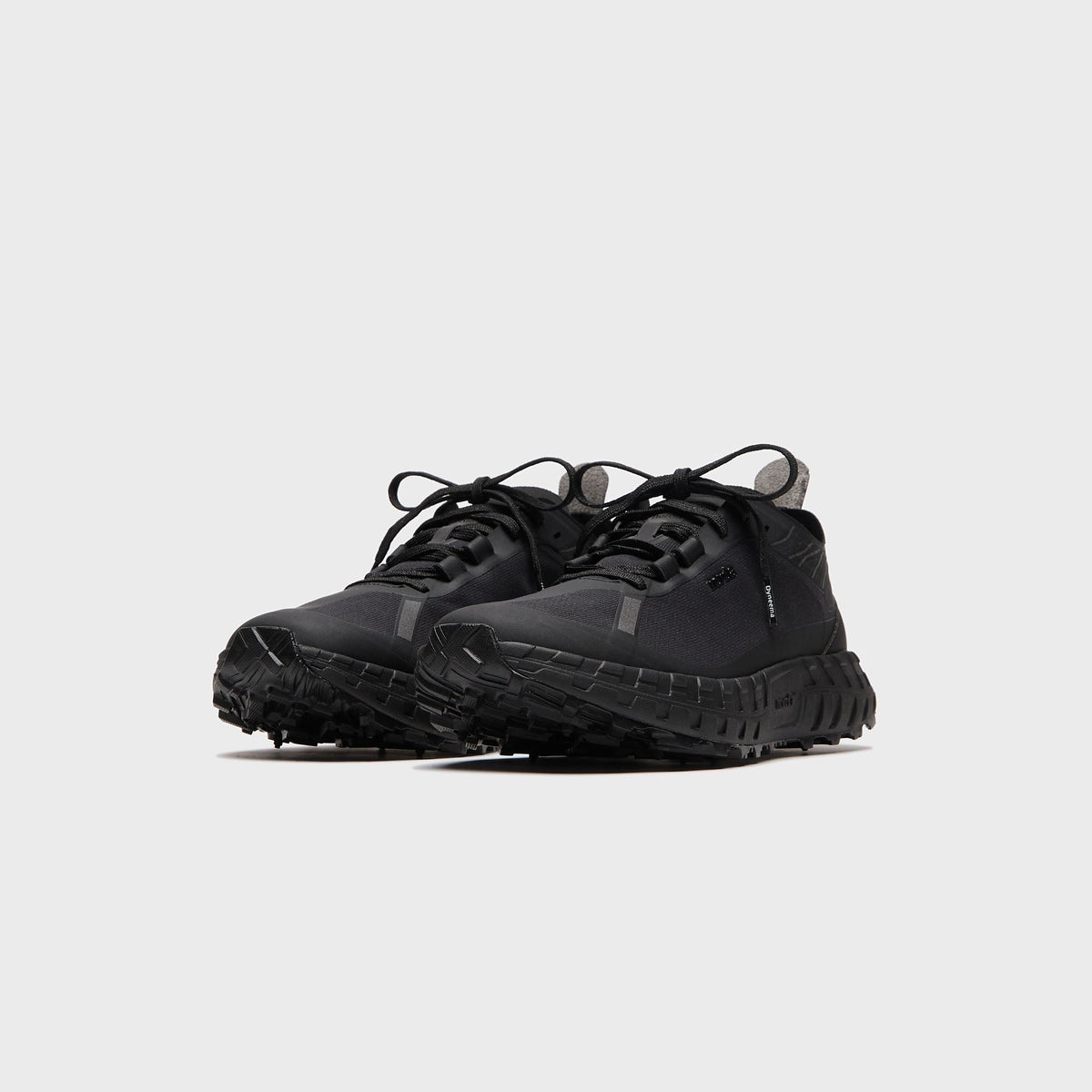 Norda 001A - Stealth Black