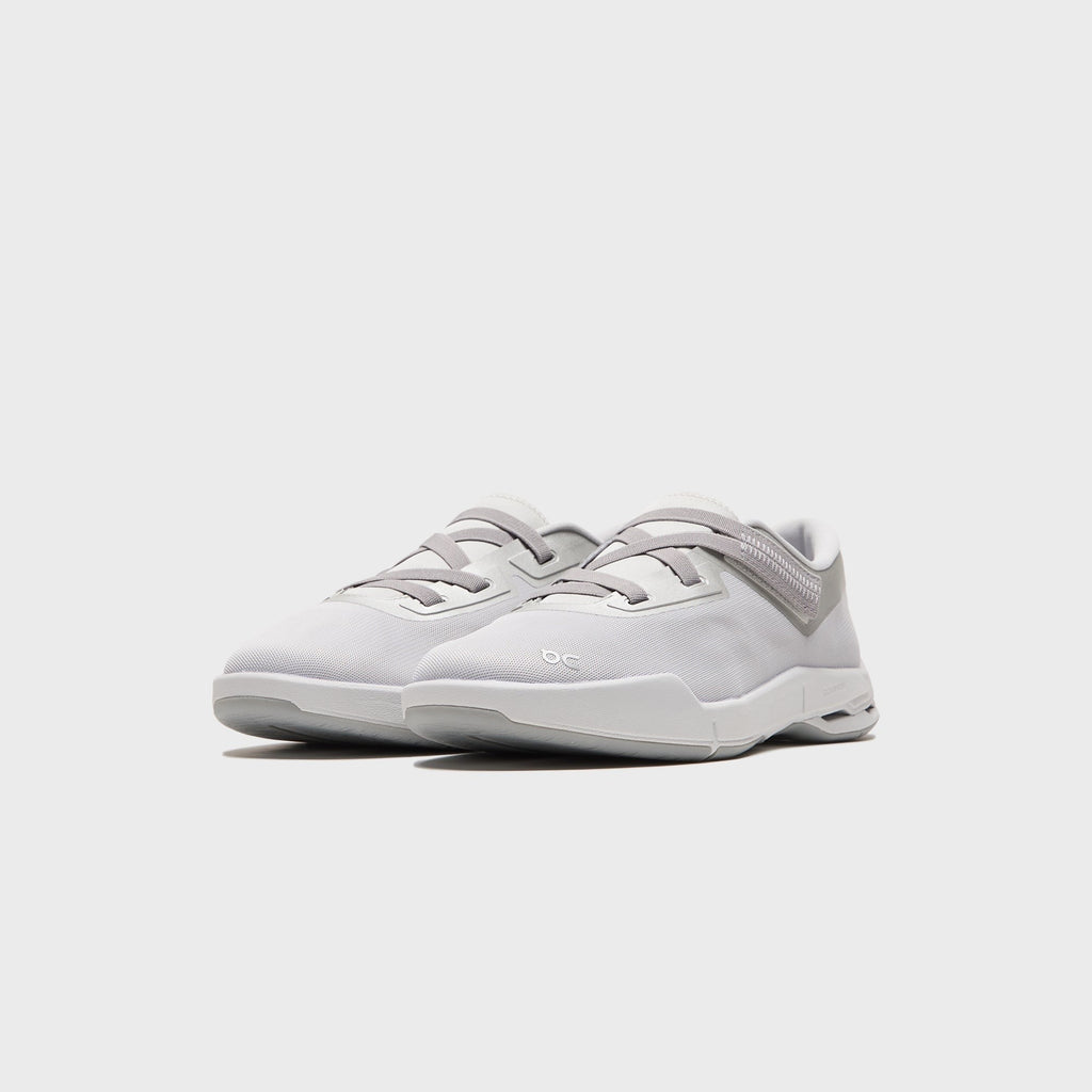 On Running WMNS Cloudnova Moon - Wolf / Alloy