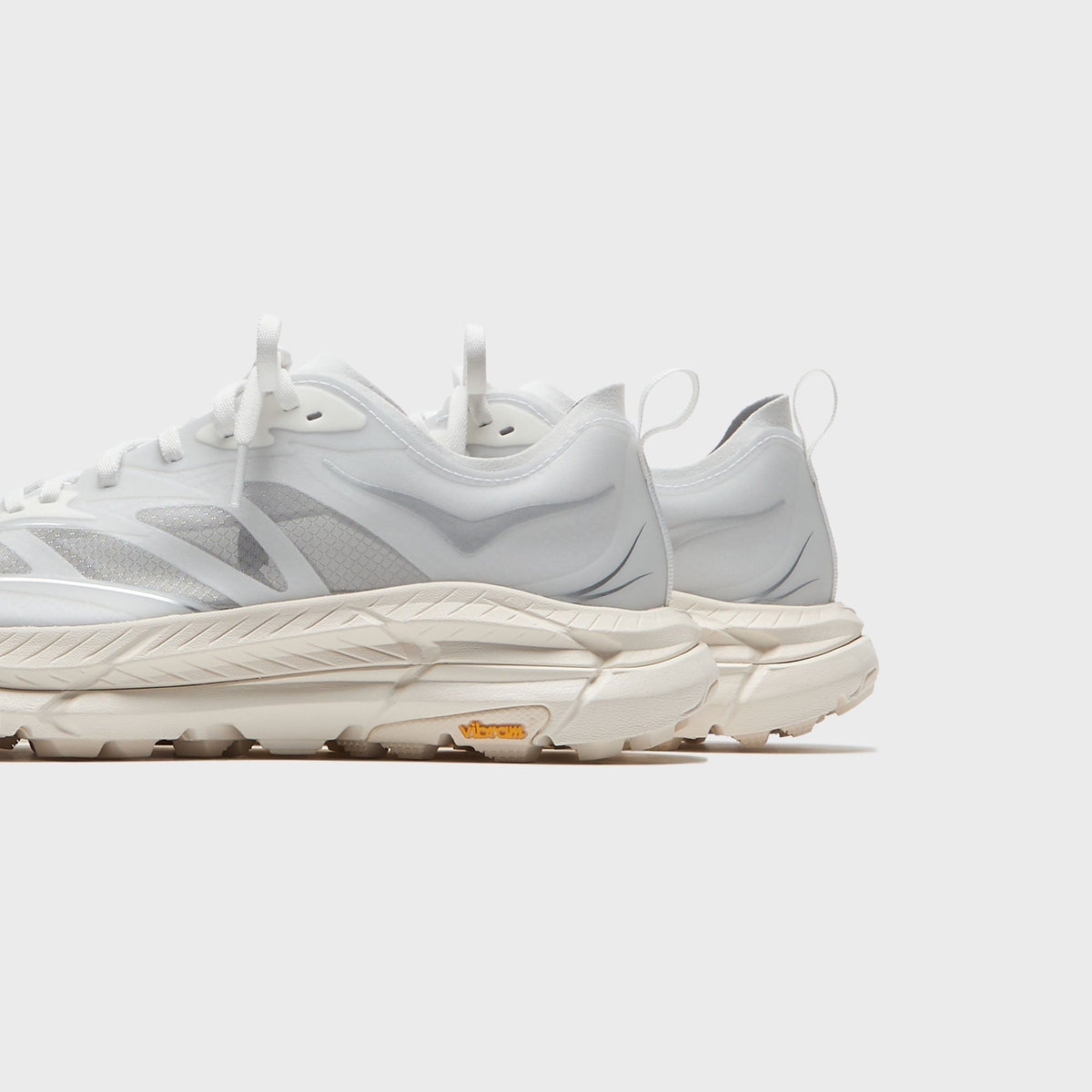 HOKA Mafate Speed 4 Lite - Frost / Cosmic Grey