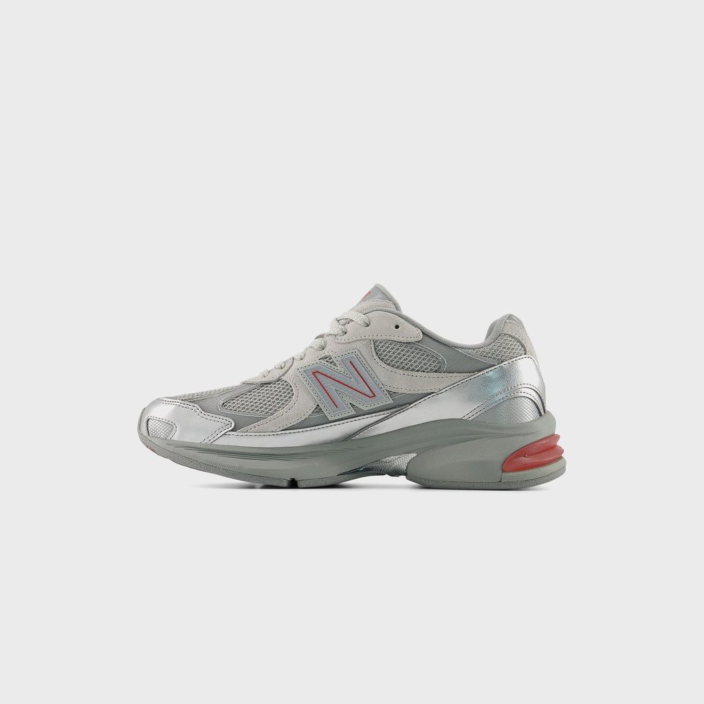 New Balance ABZORB 2010 - Silver Metallic / Team Red / Concrete