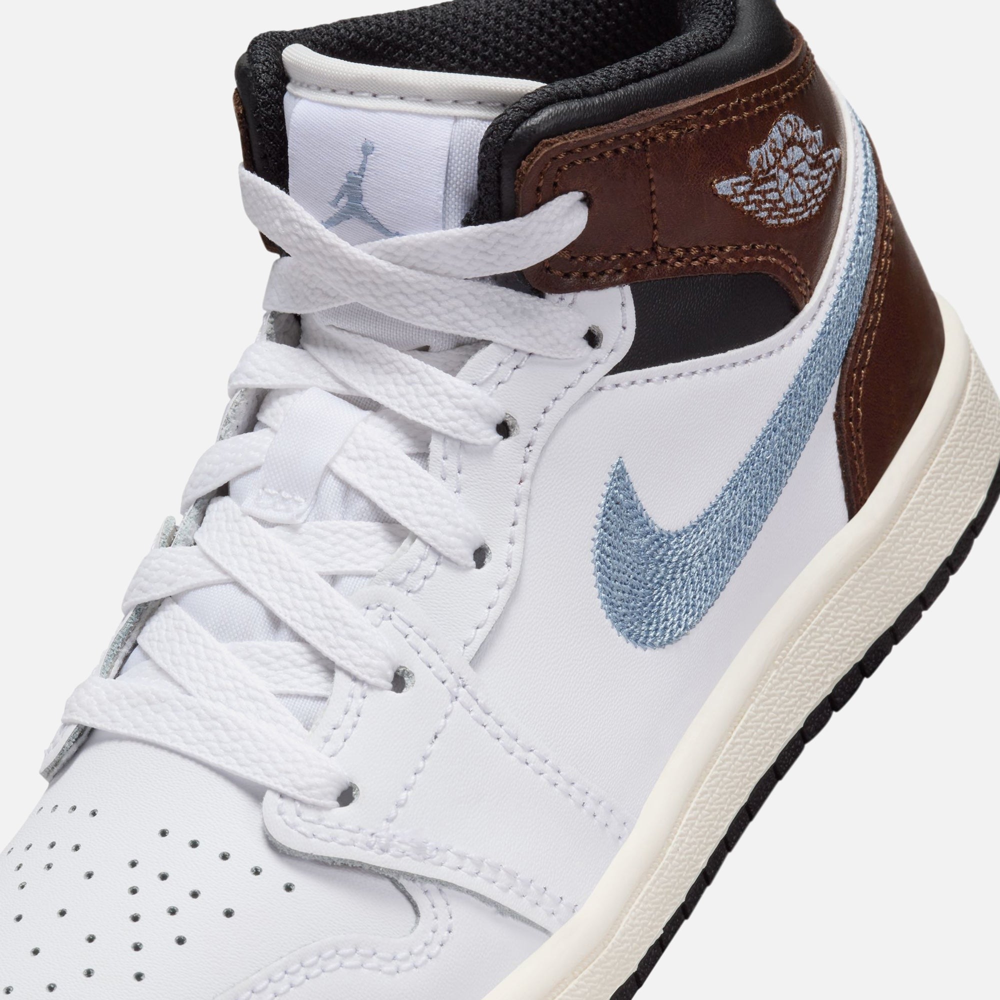 Jordan PS Air Jordan 1 Mid SE - White / Blue Grey / Black Sail