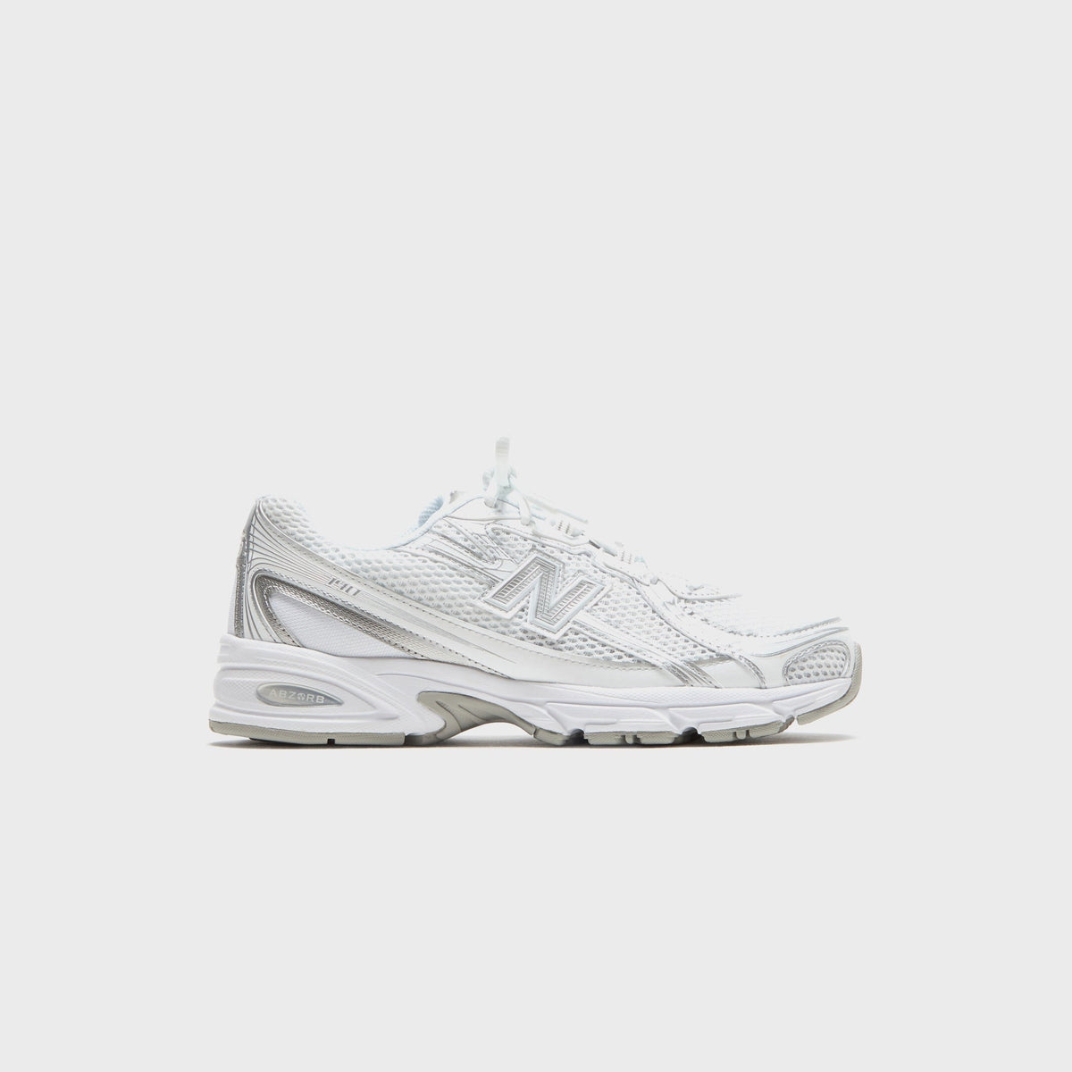 New Balance 740 - Silver / White