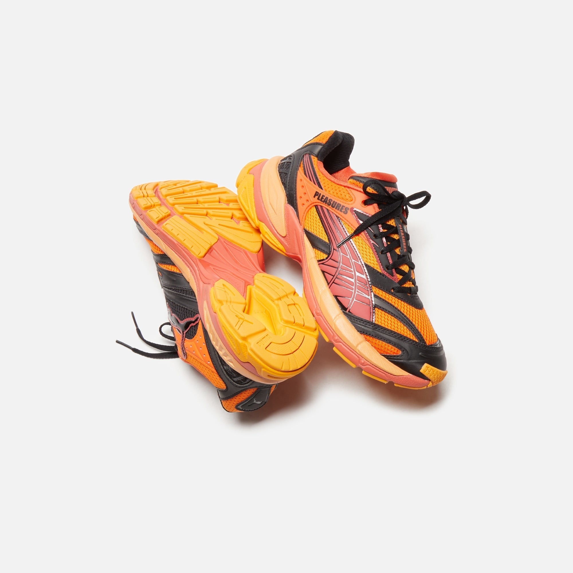 Puma x Pleasures Velophasis Layers - Cayenne Pepper / Astro Red