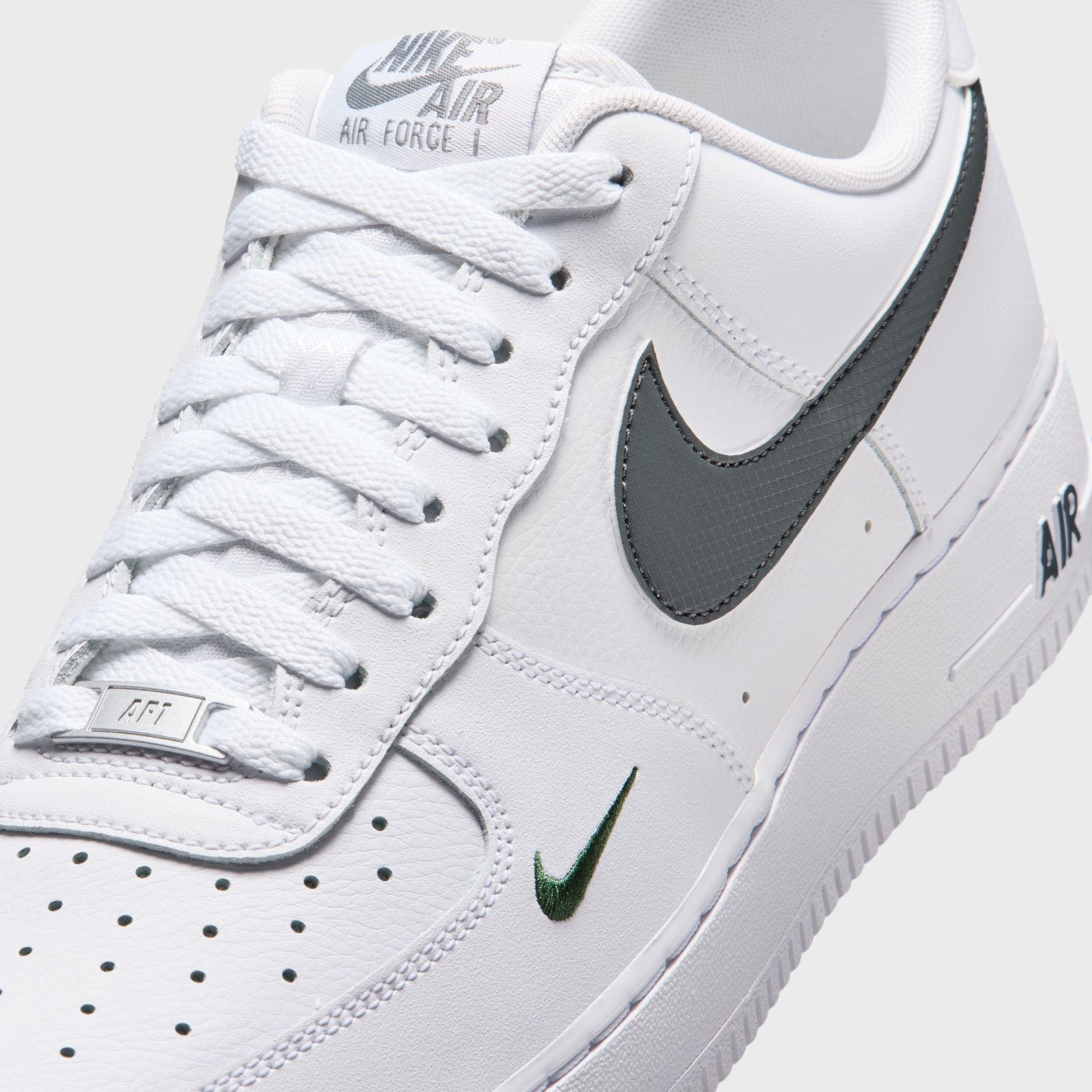 Nike Air Force 1 '07 - White / Fir / Cool Grey