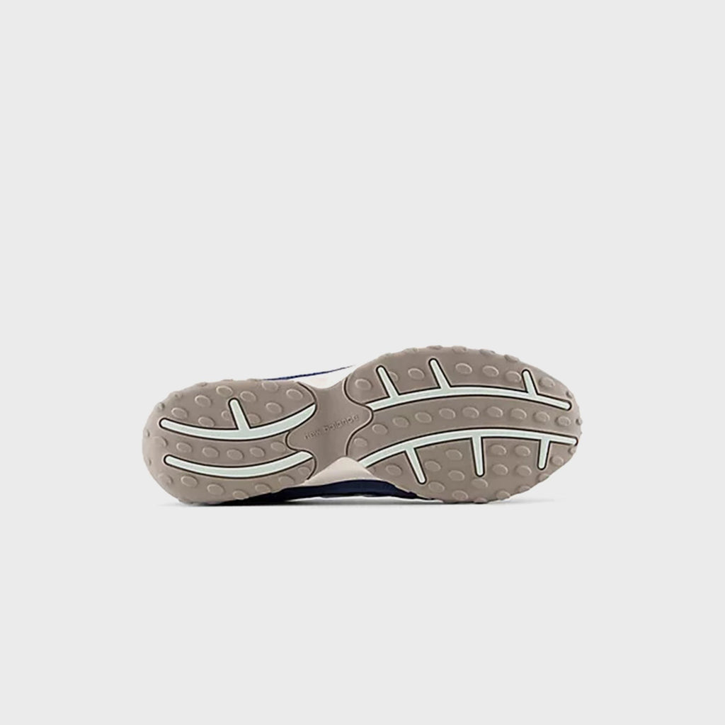 New Balance 204L - NB Navy / Salt Water