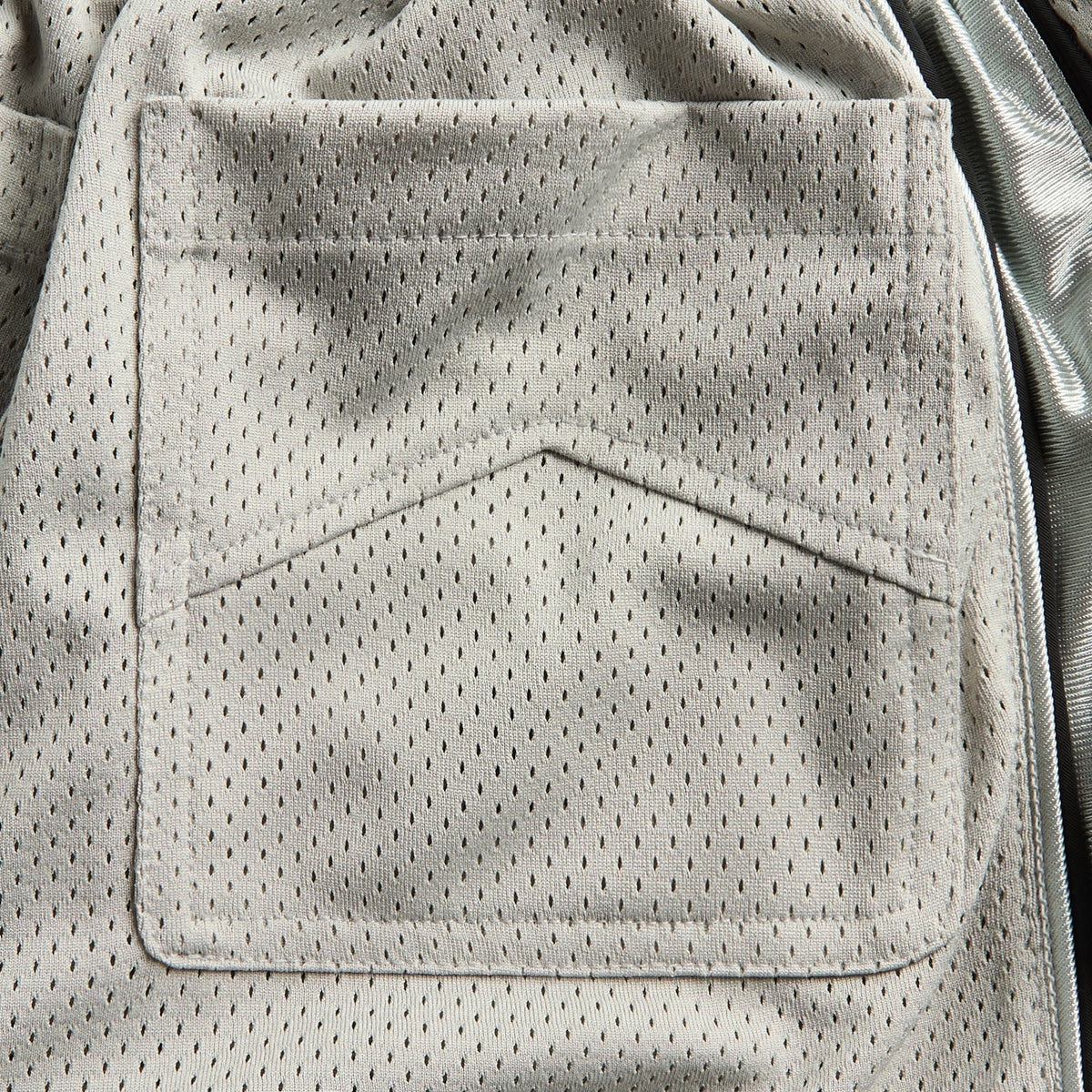 Rhude Baggy Collegiate Logo Short - Grey / Silver