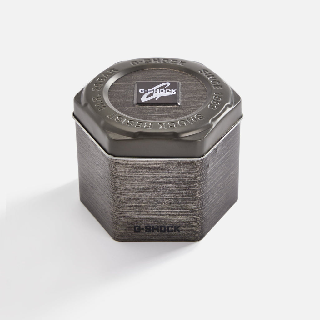 G-SHOCK 2100 Series Metal Covered -Black