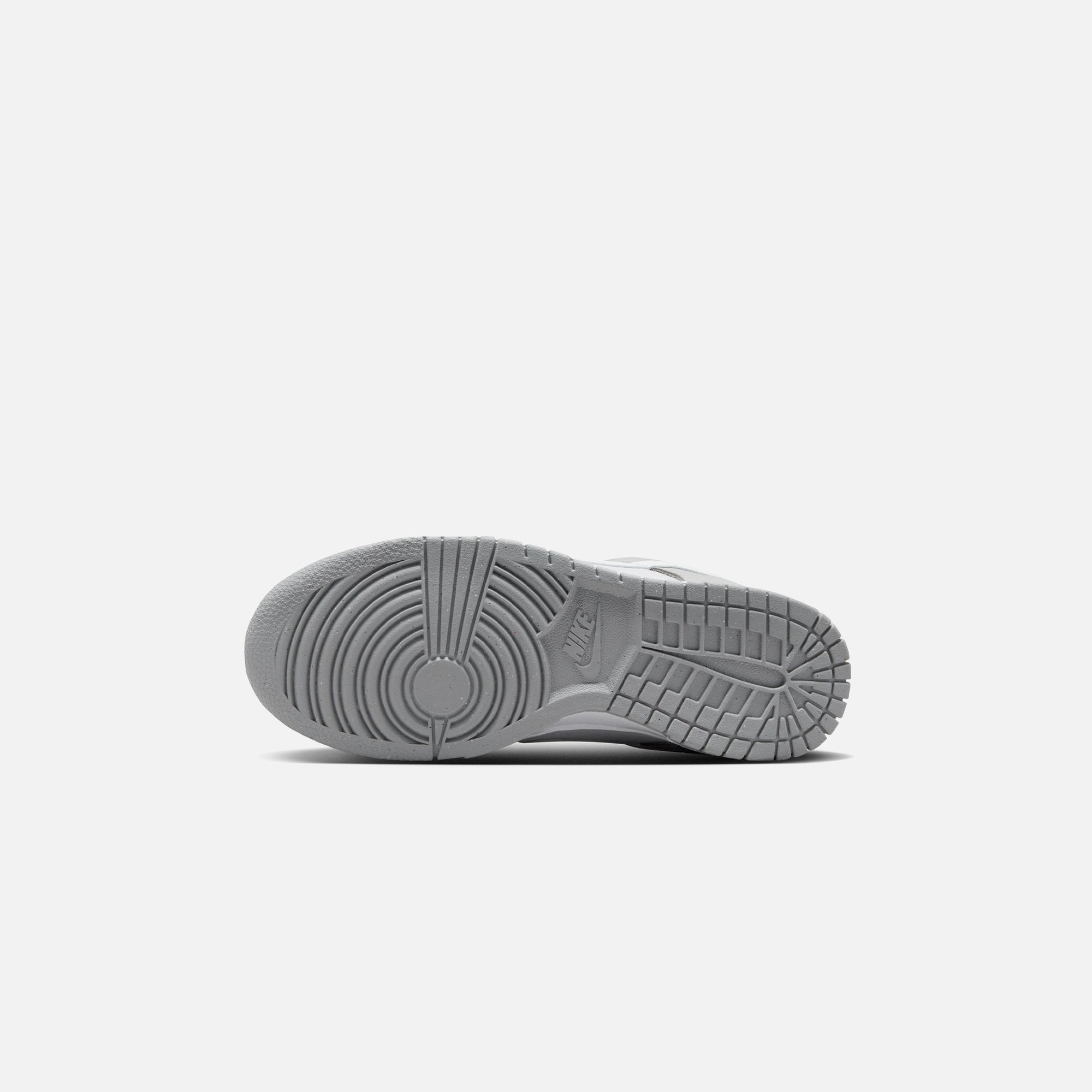 Nike WMNS Dunk Low Retro - Light Smoke Grey / White / Photon Dust