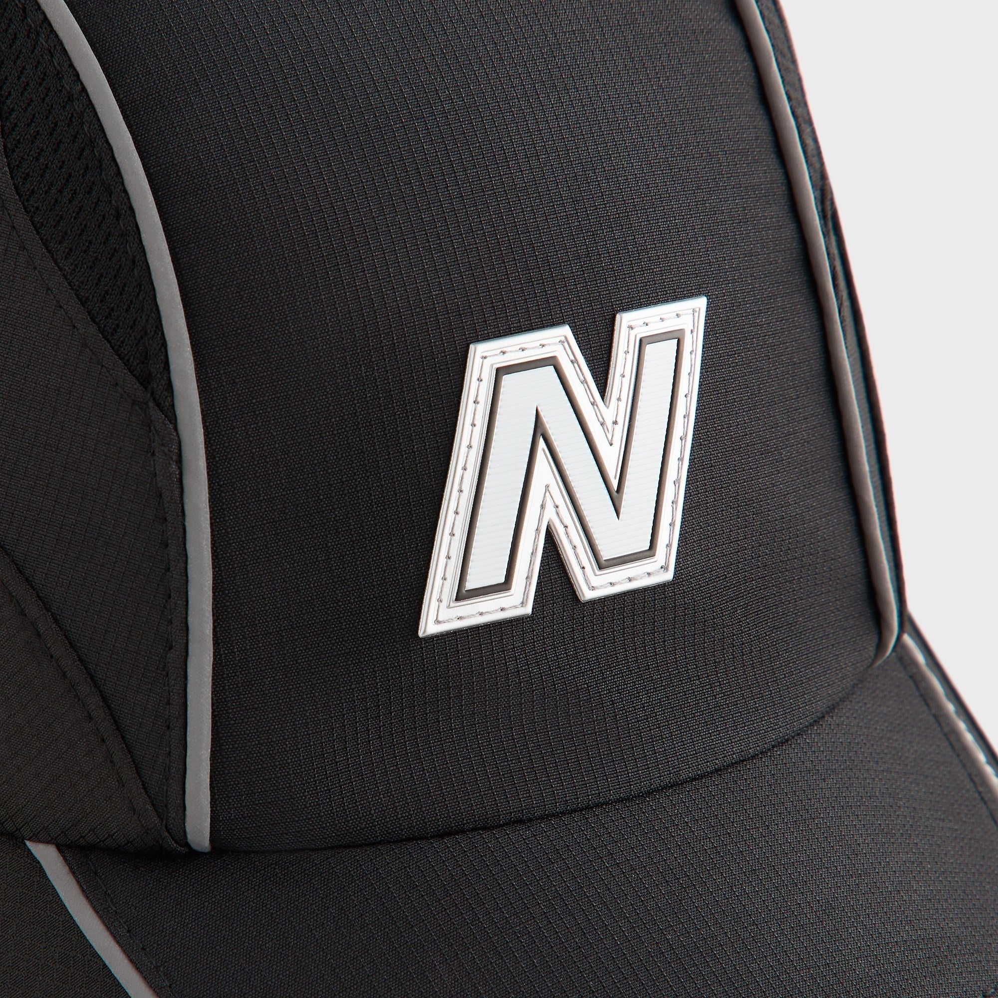 Kith & New Balance Mixed Tech Griffey Runner Cap - Black