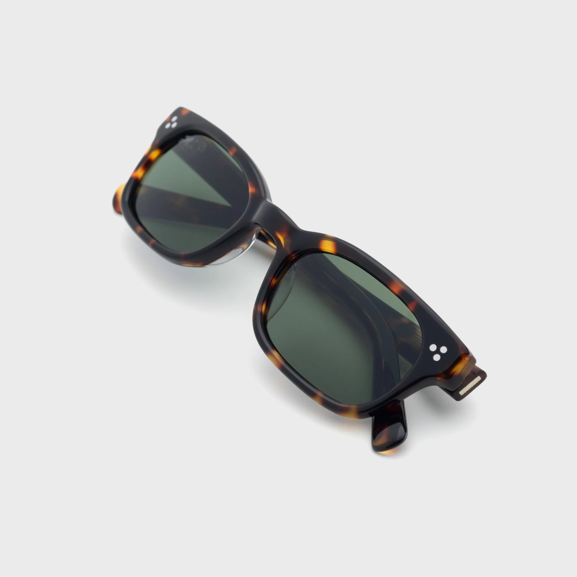 Akila Tracer Sunglasses - Mahogany Tortoise / Bottle Green