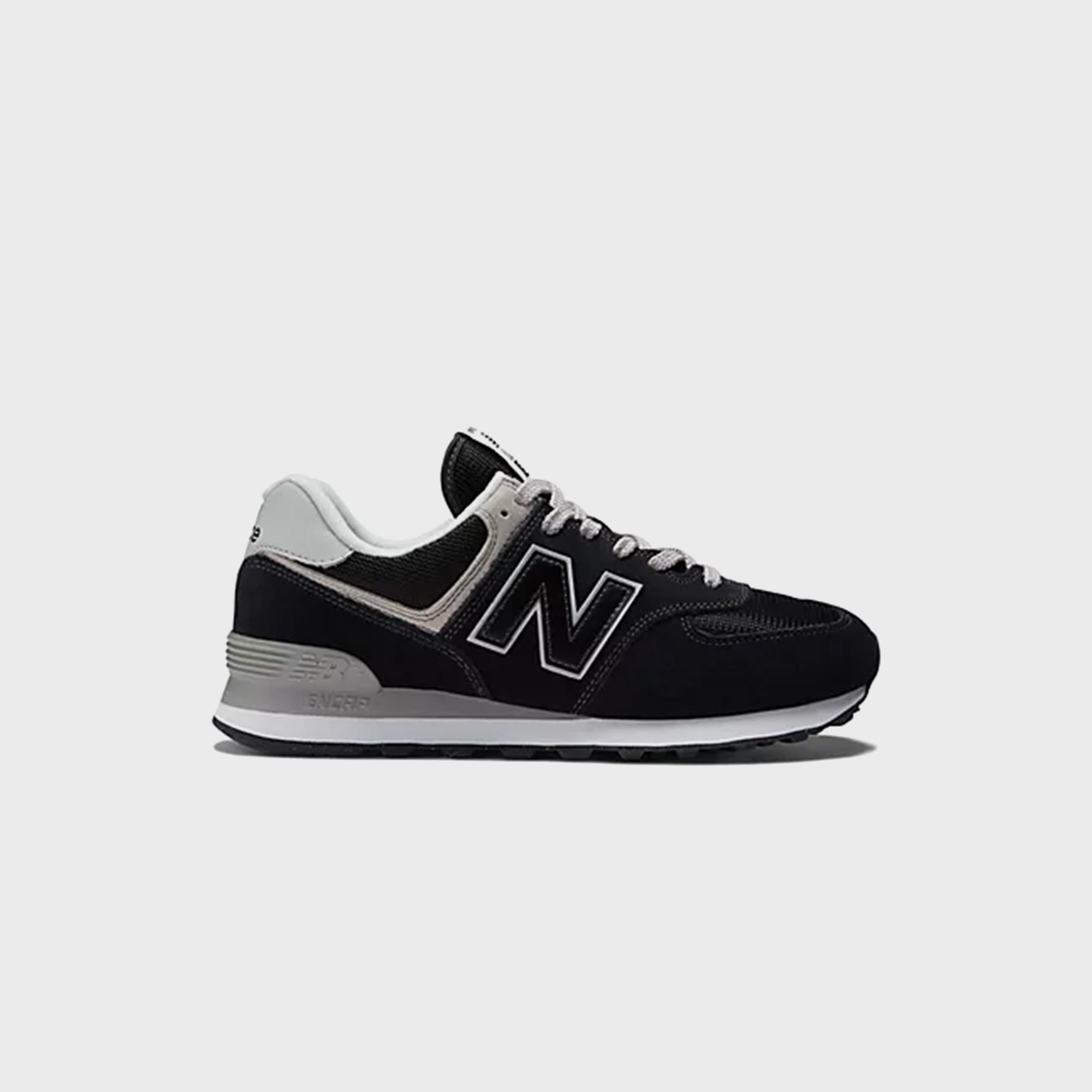 New Balance 574 Core - Black / White