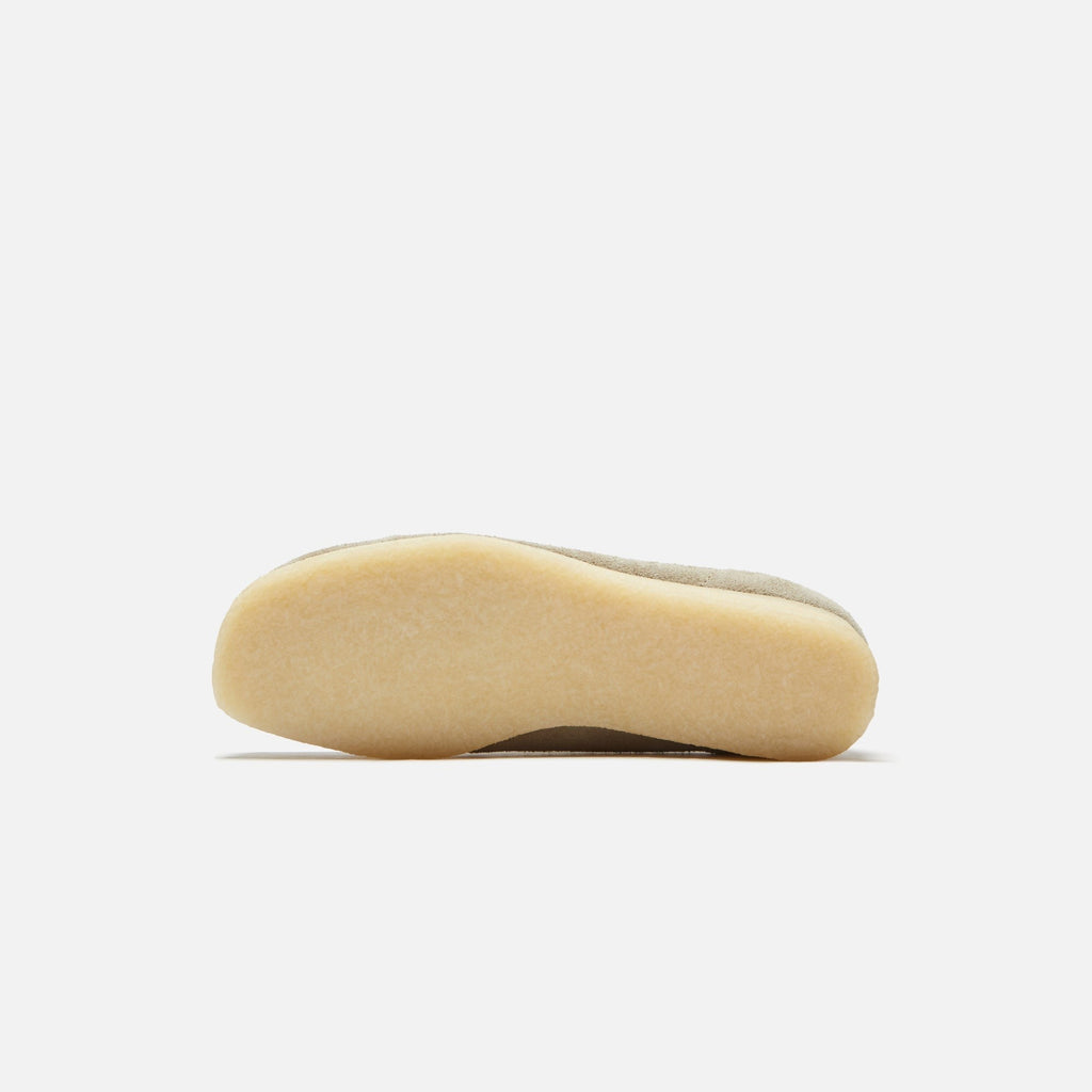 Clarks Wallabee - Pale Grey Suede