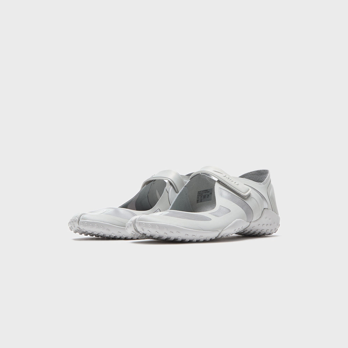 NikeSKIMS WMNS Rift Satin - Night Silver / Base Grey