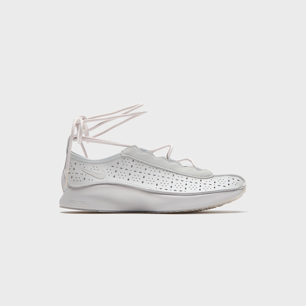 Nike WMNS Air Superfly - Vast Grey / Photon Dust / Dark Smoke Grey / Barely Rose