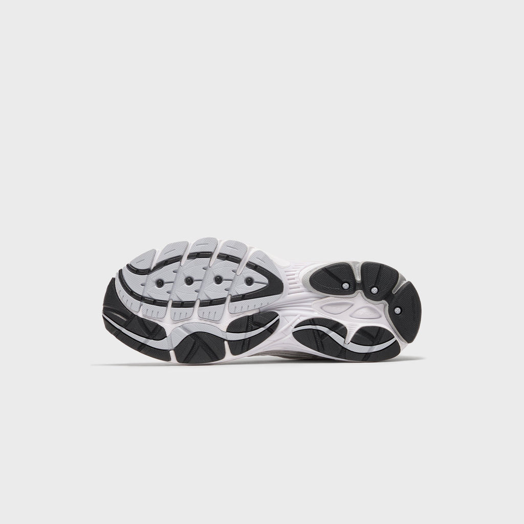 Saucony ProGrid Omni 9 Distract - White / Grey