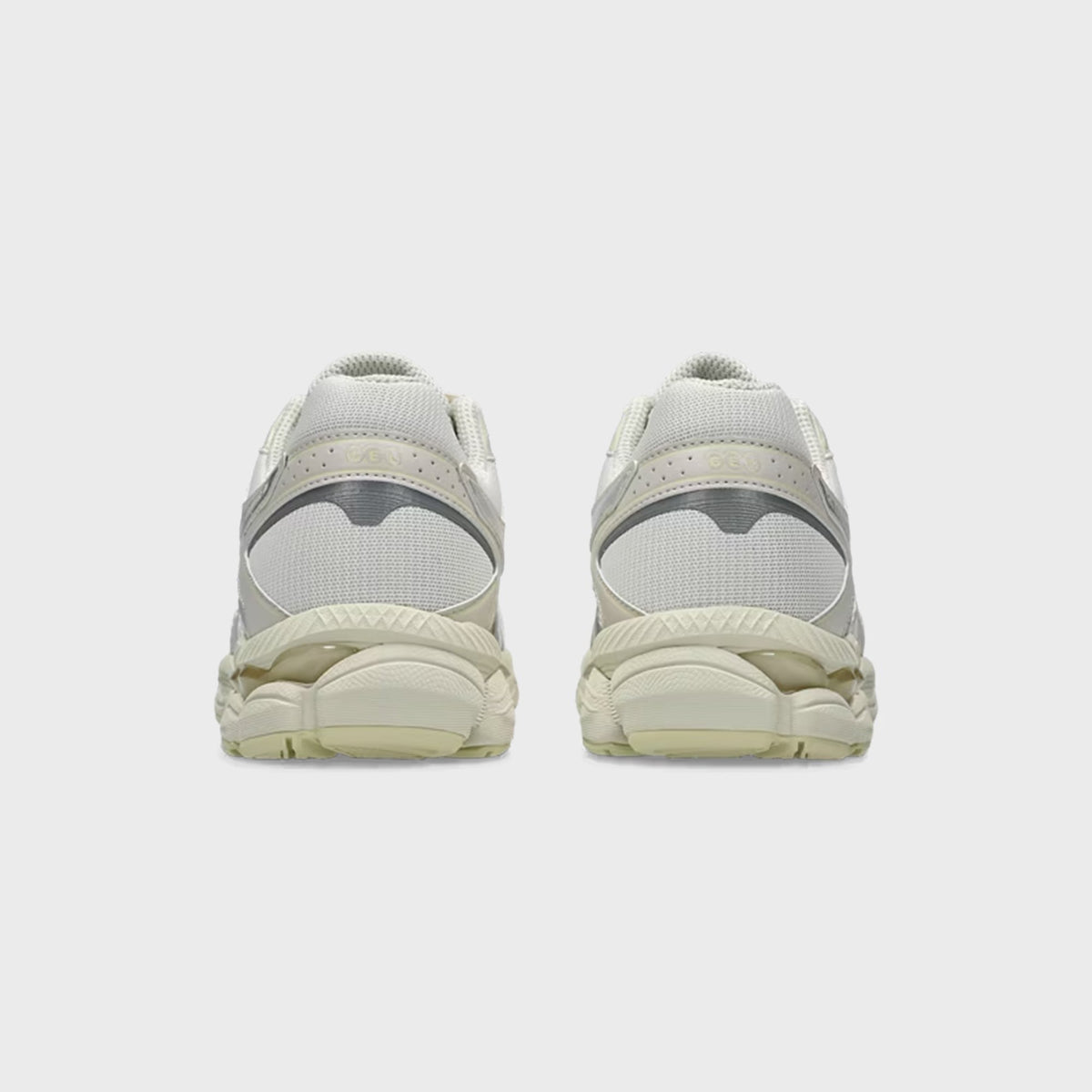 ASICS GEL-Cumulus 16 - Cream / Pure Silver