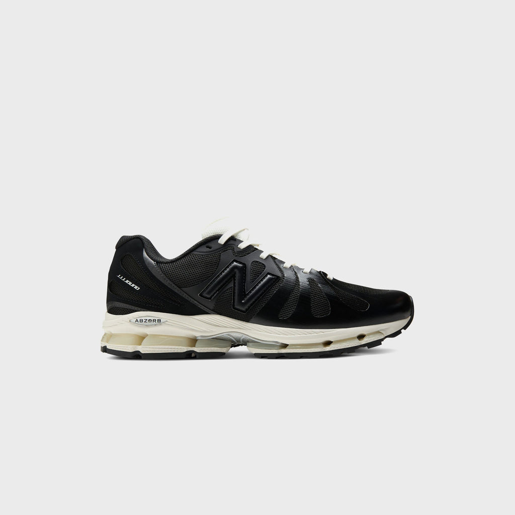 New Balance x JJJJound 1890 - Black / White
