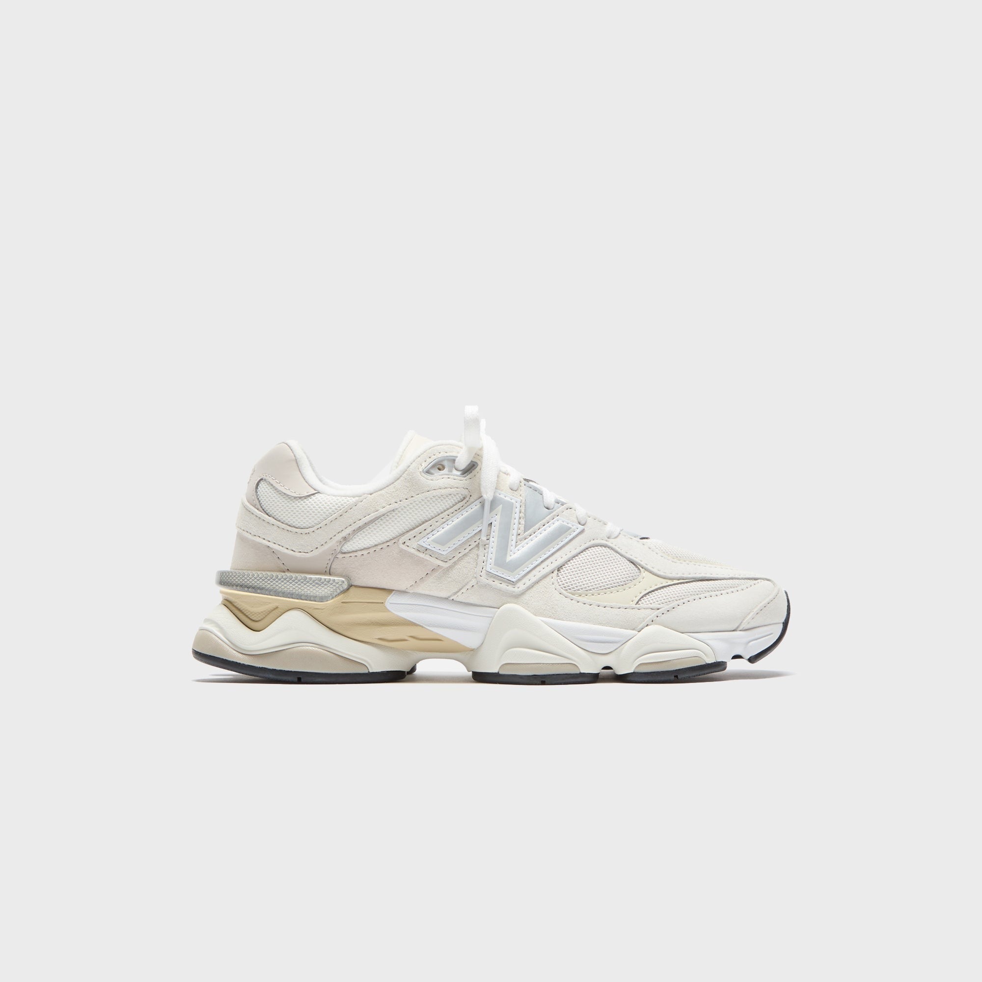 (RTV) New Balance 9060 - Sea Salt / Moonbeam / Turtledove