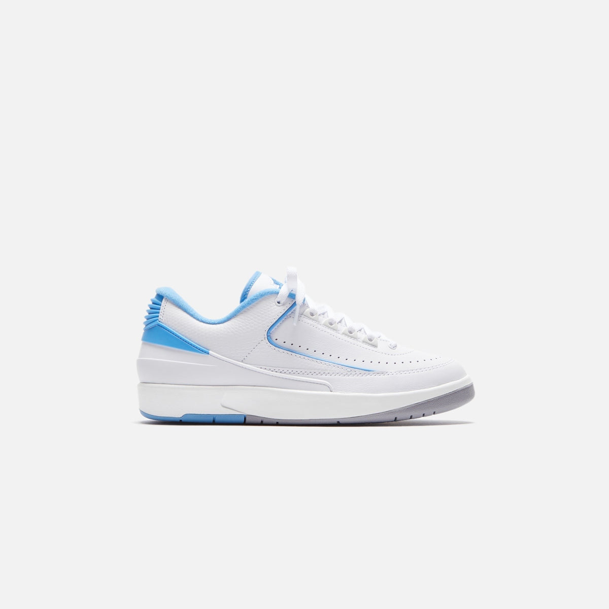 Jordan Air Jordan 2 Retro Low - White / University Blue / Cement Grey