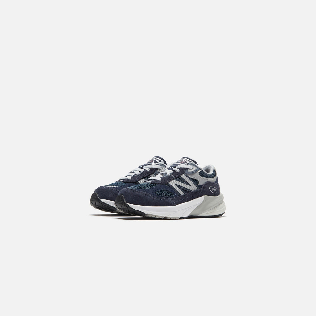 New Balance TD 990v6 - Navy / Silver
