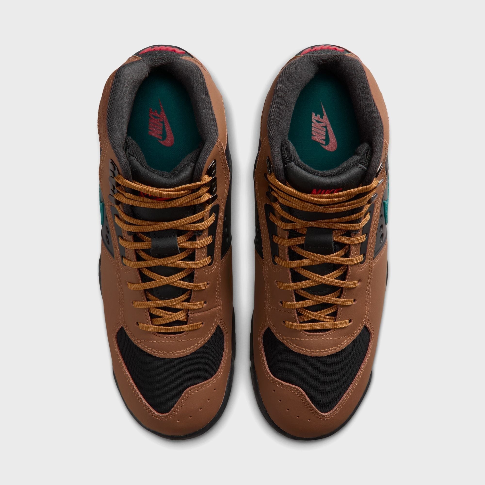Nike Baltoro High - Light British Tan / Geode Teal / Black / University Red