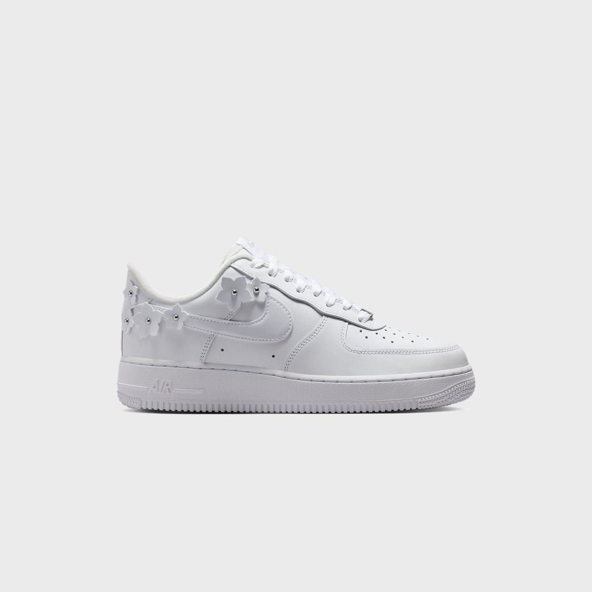 Nike WMNS Air Force 1 '07 - White / Wolf Grey / Metallic Silver