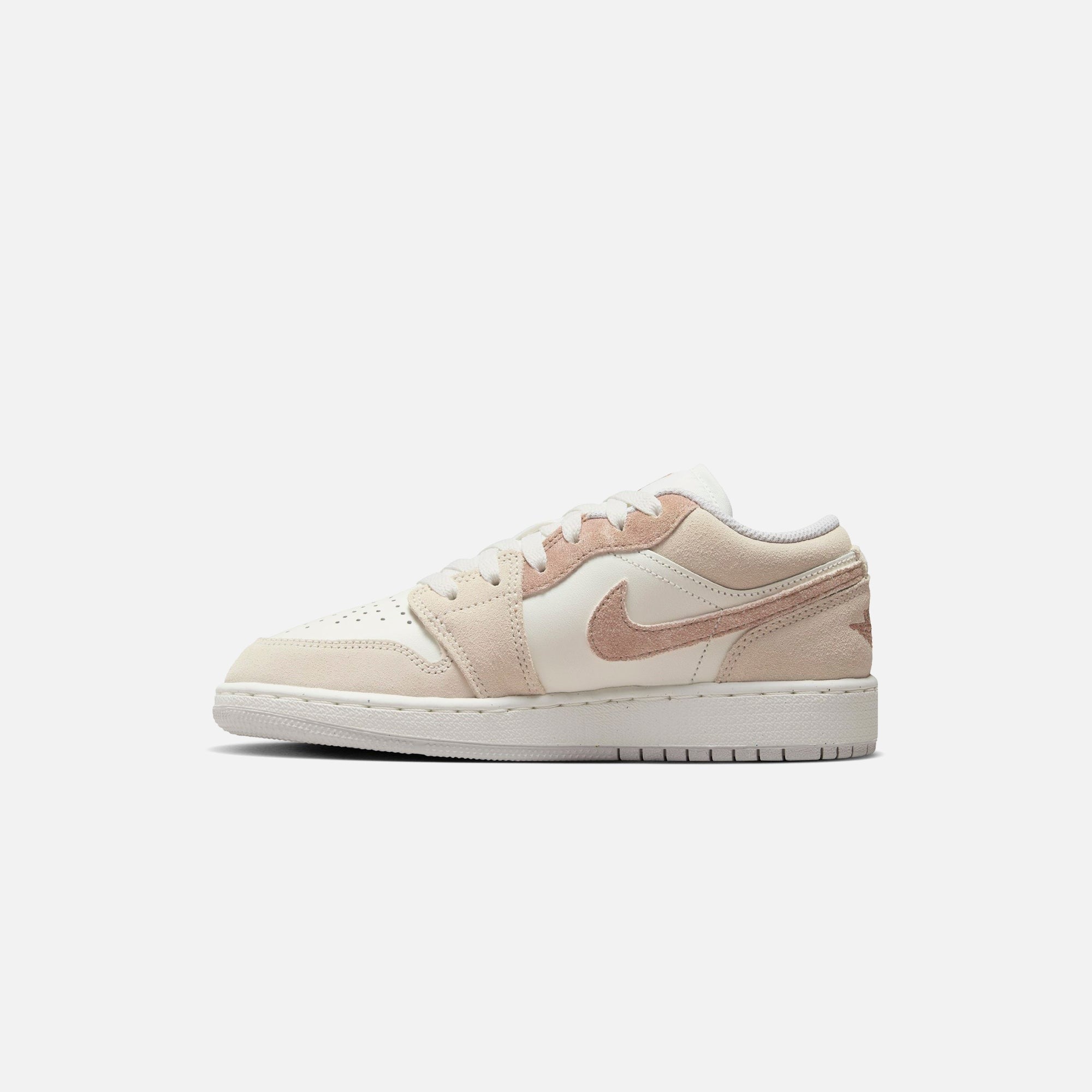 Nike GS Air Jordan 1 Low SE - Legend Light Brown / Archaeo Brown / Sail / Neutral Grey