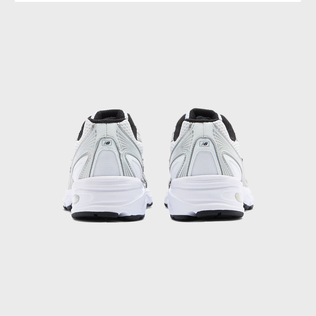New Balance 740 - White / Metallic Silver / Black