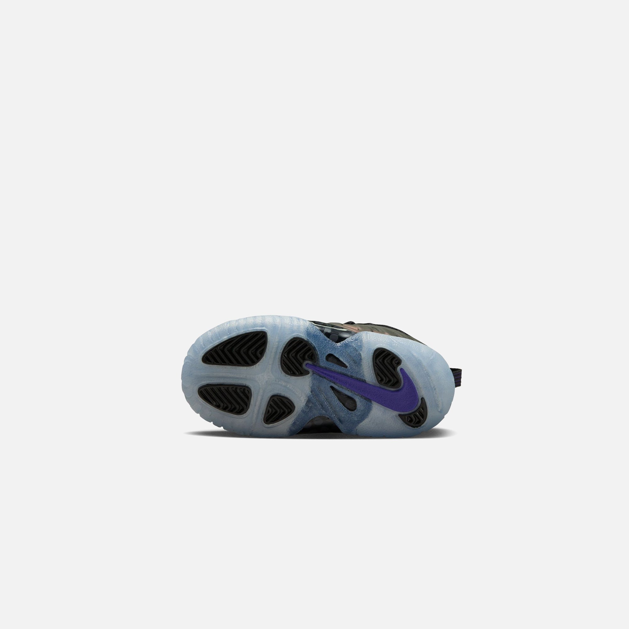 Nike TD Air Foamposite One - Black / Black / Varsity Purple