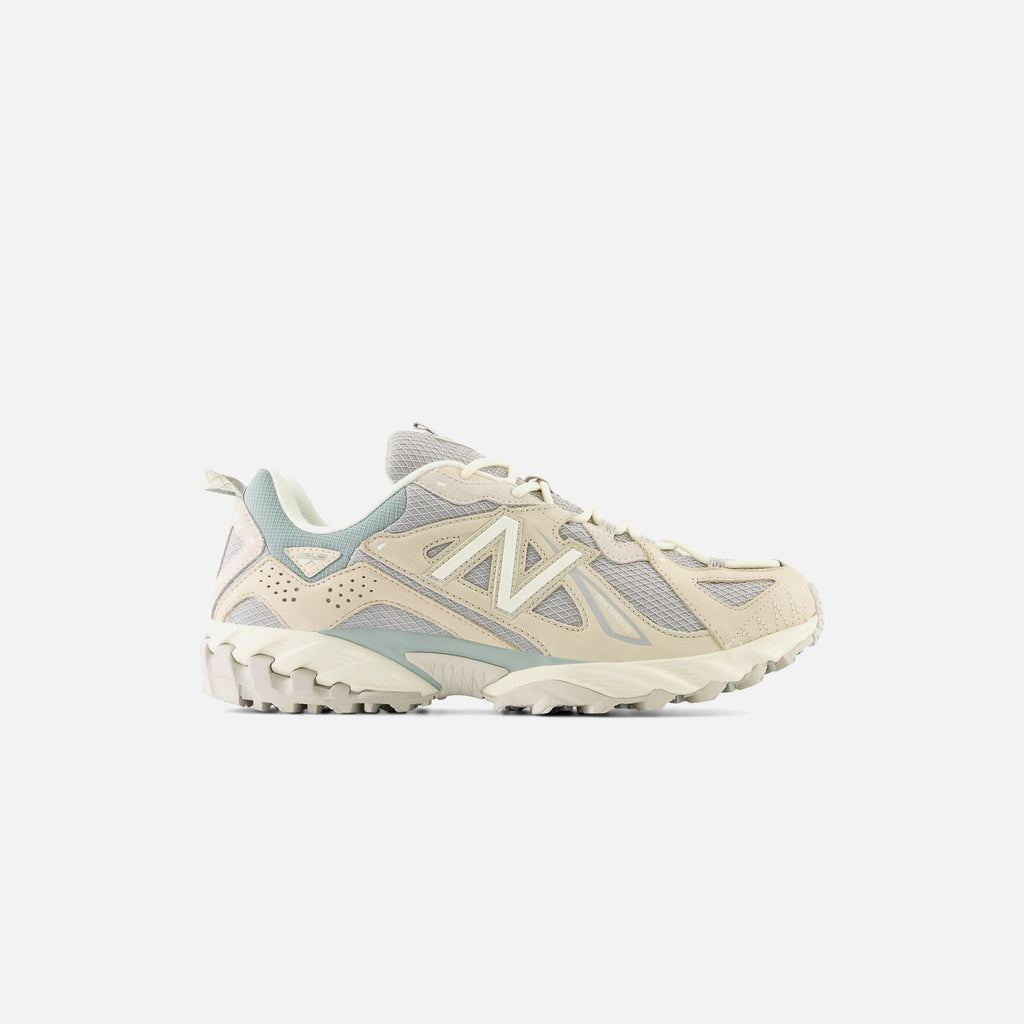 New Balance 610v1 - Sandstone